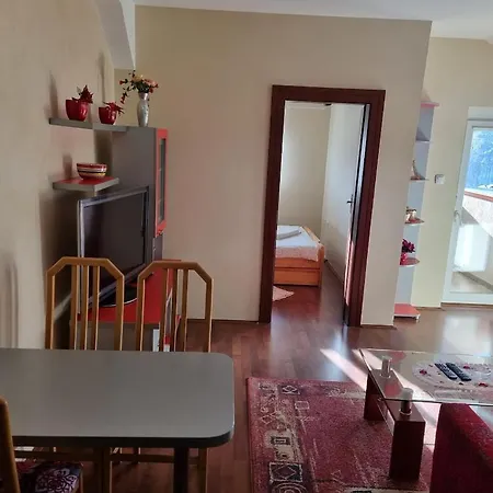 Trg Jezero Apartment